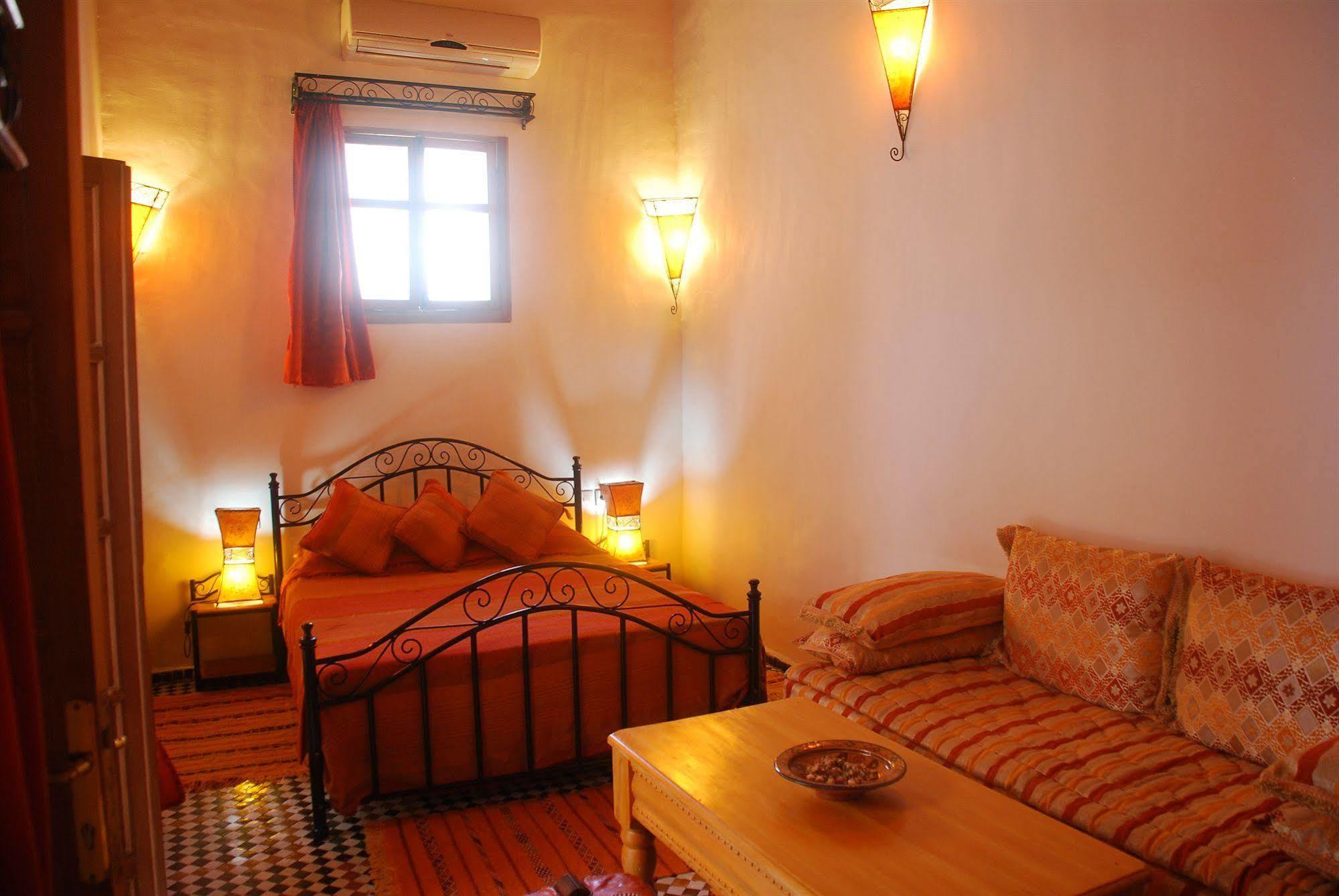 Riyad Al Atik Hotel Fez Buitenkant foto